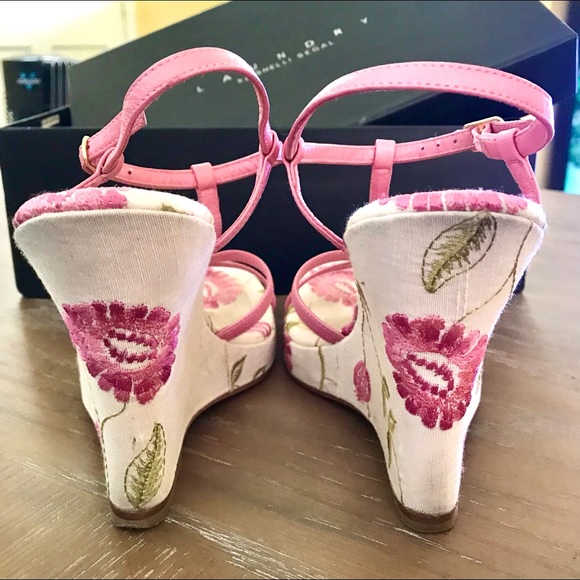 LAUNDRY-Shelli Segal-Embroidered Platform Sandals - Picture 5 of 7